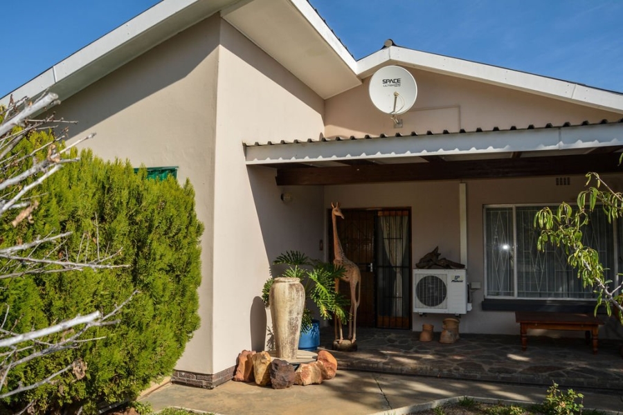 3 Bedroom Property for Sale in Klawer Western Cape